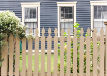How to Choose the Right Fence for Your Home