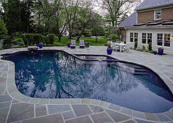 How to Find the Best Landscape Contractors - Live Well Outdoors